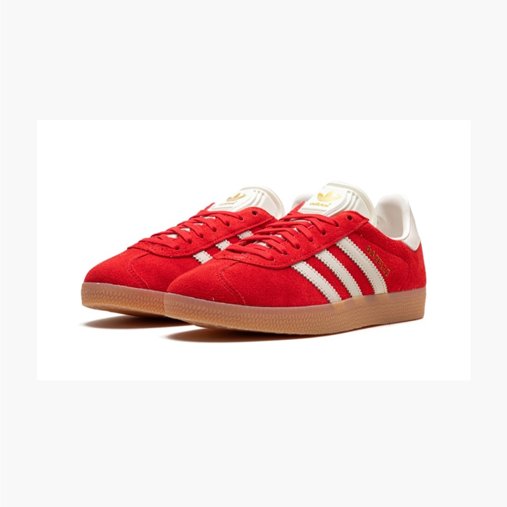 adidas gazelle - red - size 6.5 women’s / 5.5 men’s